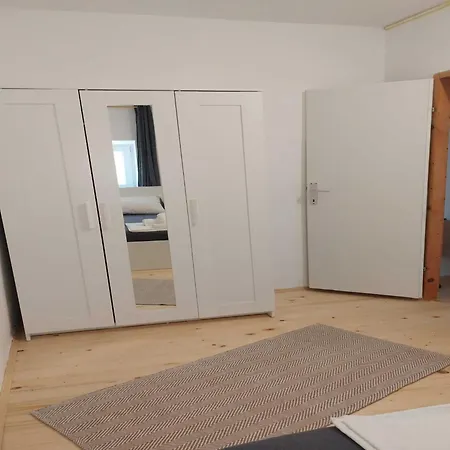 Appartement Leo Povile