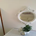 Leo Apartment *