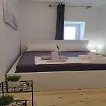 Leo Apartment Povile