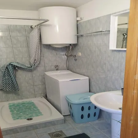 Apartment Leo *