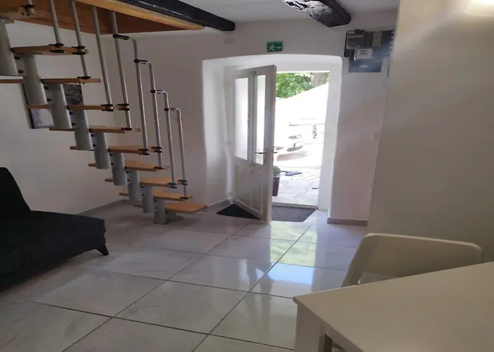 Leo Apartamento *