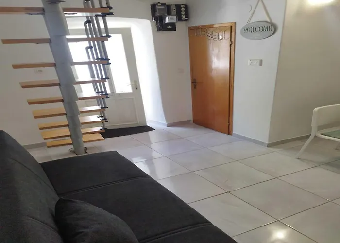 Apartamento Leo Povile